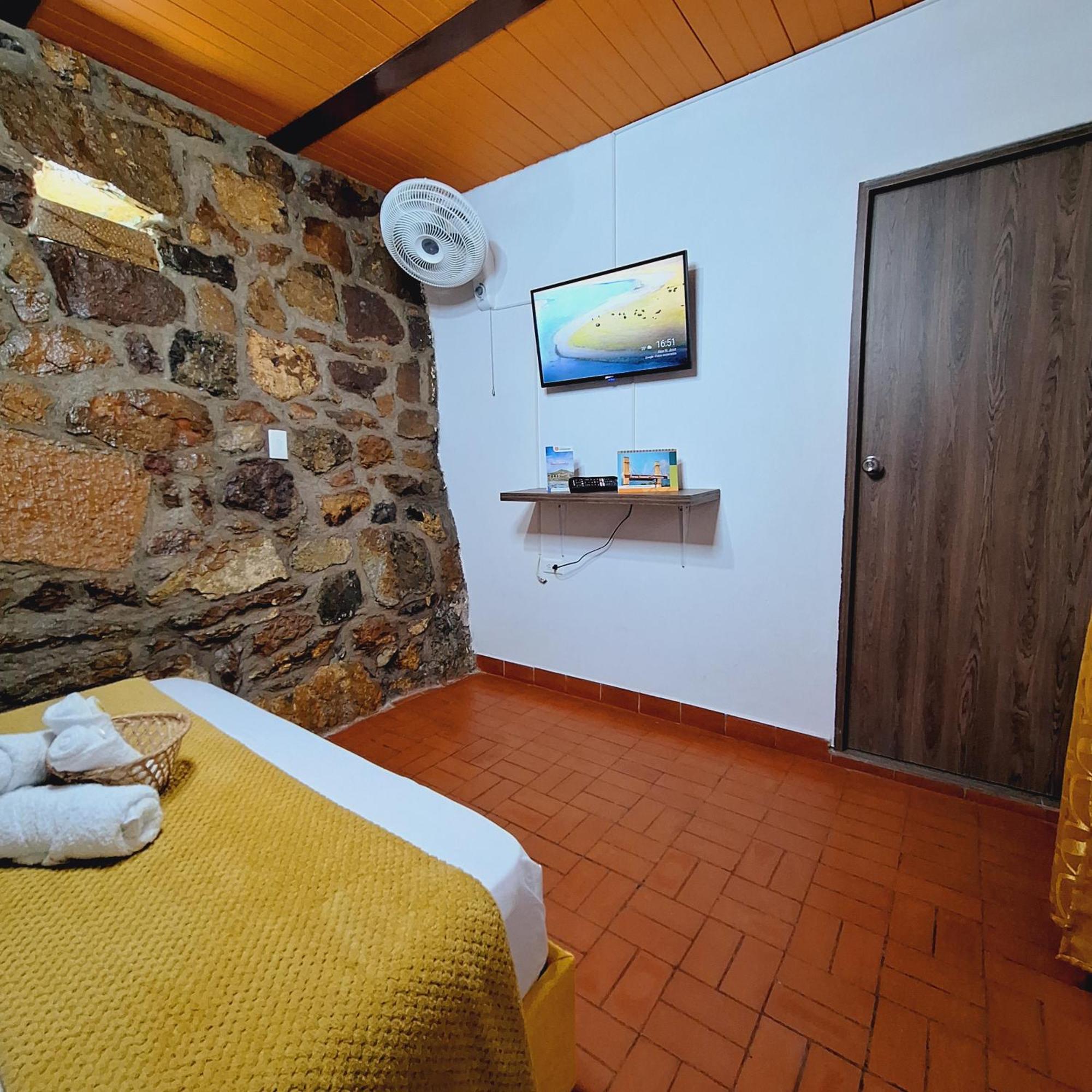 Hostal Colombian Gold San Gil Exteriör bild